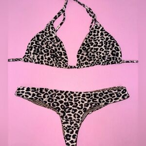 Acacia bikini in animal print